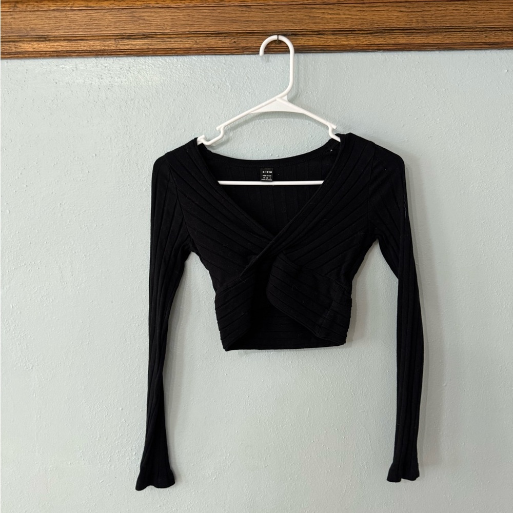 SHEIN Black Ribbed Crop Wrap Top